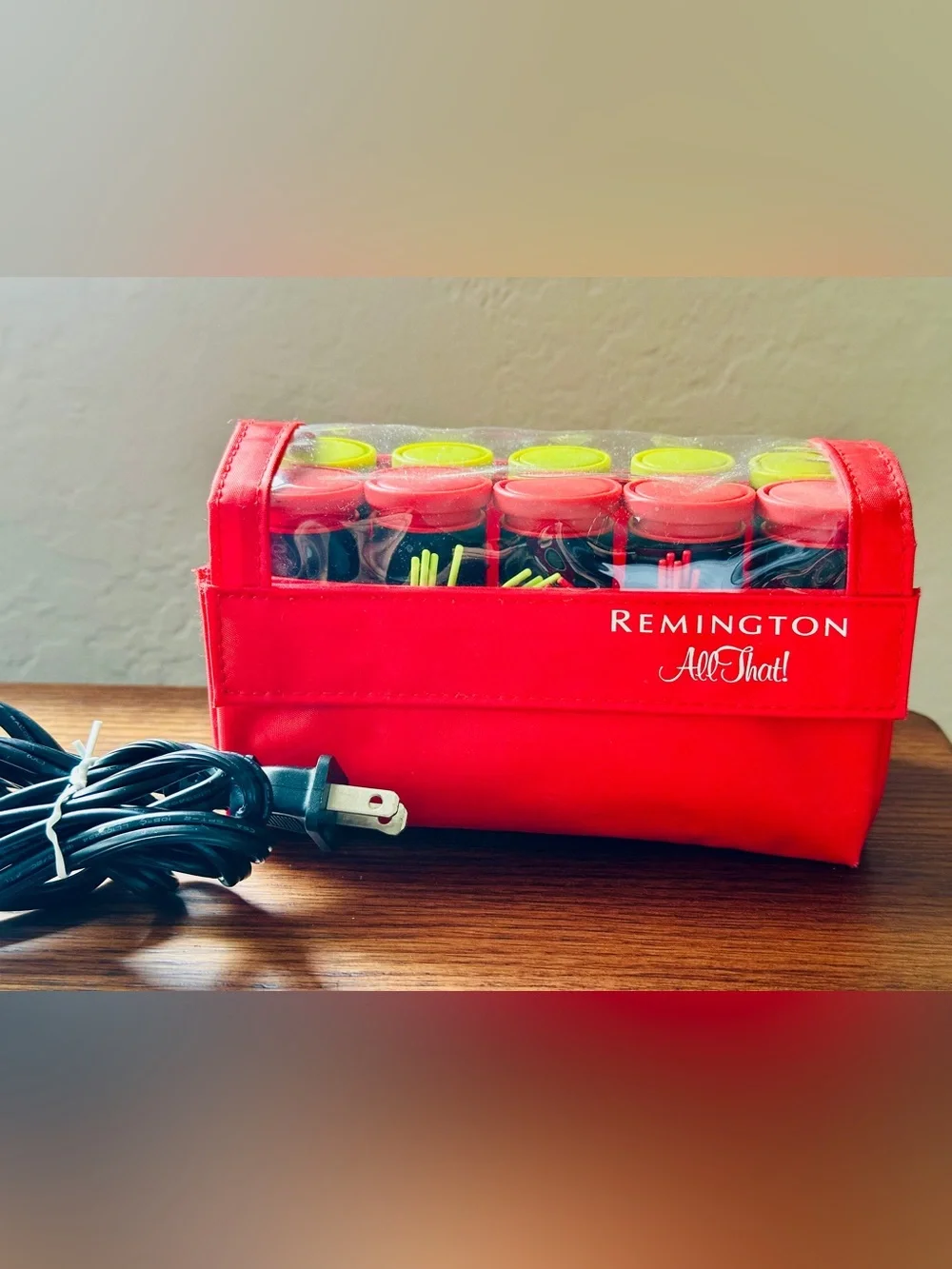 Remington “All That” Ionic Ceramic Hot Rollers Curlers - Travel Portable Case